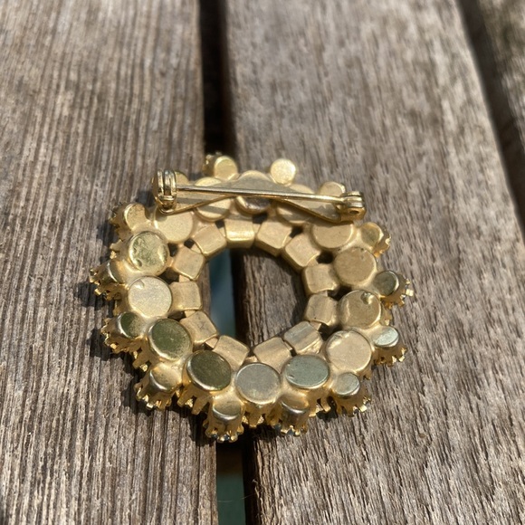 Vintage Jewelry Brooch Beautiful Blue Rhinestone Pin 🩵 - Picture 2 of 2